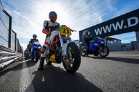 donington-no-limits-trackday;donington-park-photographs;donington-trackday-photographs;no-limits-trackdays;peter-wileman-photography;trackday-digital-images;trackday-photos